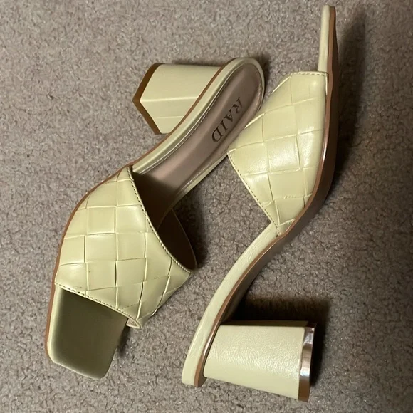 RAID | Albie | Woven | Slip-On | Block Heel |Sandals | Pastel Yellow | Size 38 - Picture 9 of 11